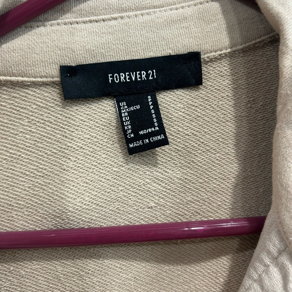 Shacket - Picture 2 of 3